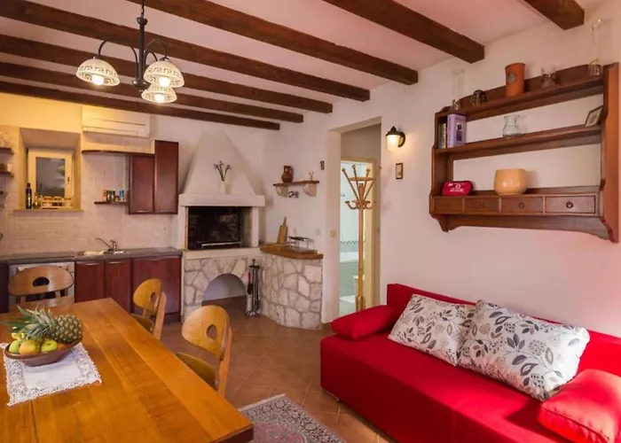 Apartment Vi